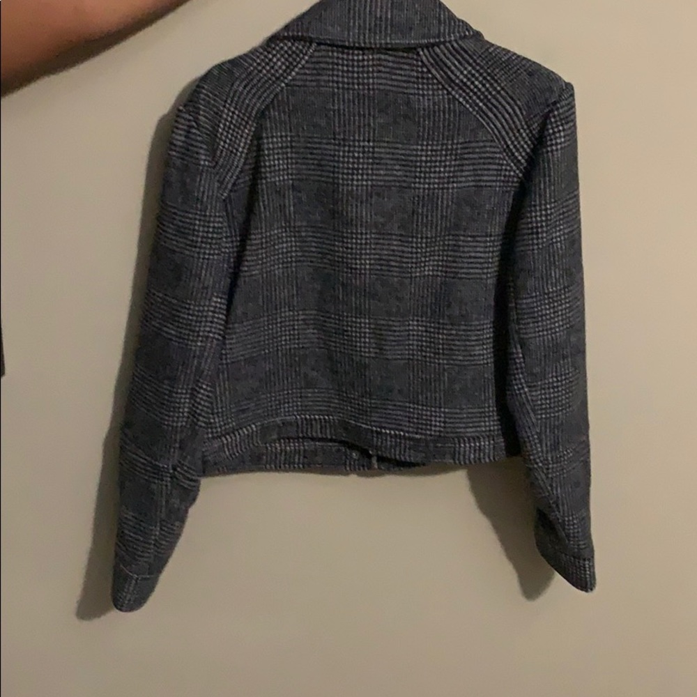 Guess Flannel Jacket - Picture 2 of 3